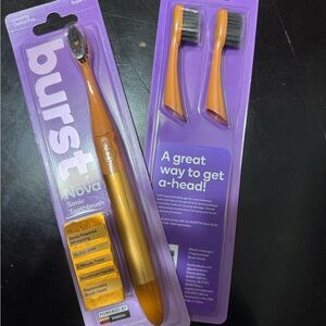 Nova Sonic Toothbrush, BRAND NEW.  With a pack of 2 brush heads